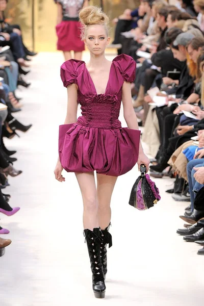 Look 40